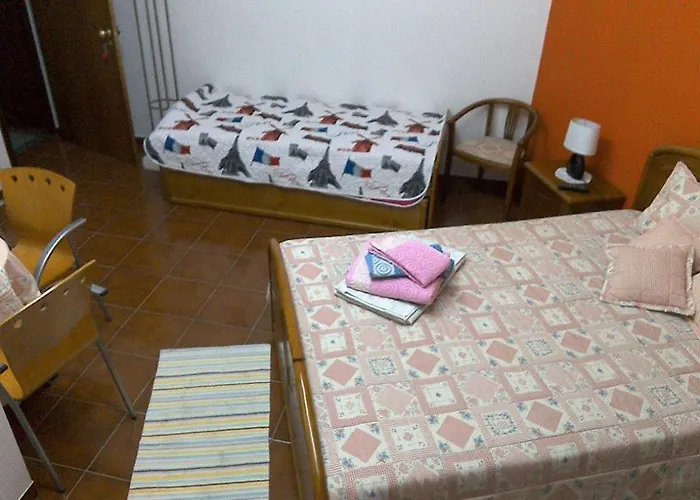 Edificio Saul Fanha * נאזרה